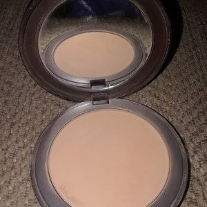 Tarte finishing powder